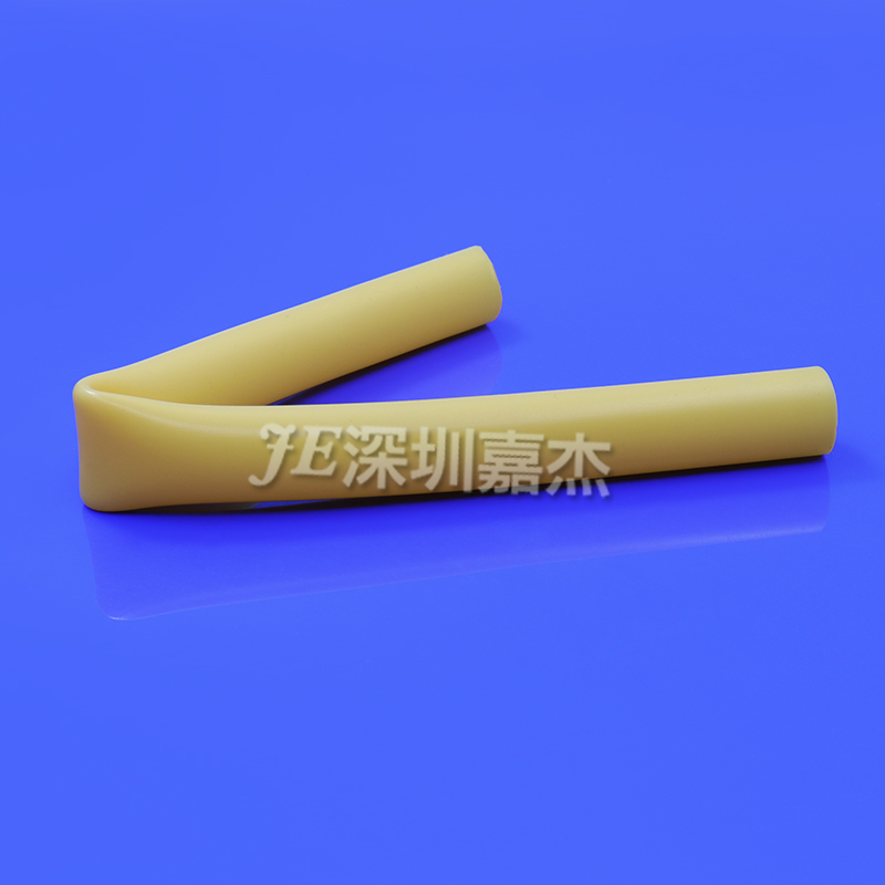 日逼快乐3P双色硅胶管